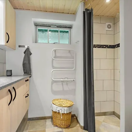 0419-romo-klyden-19 *